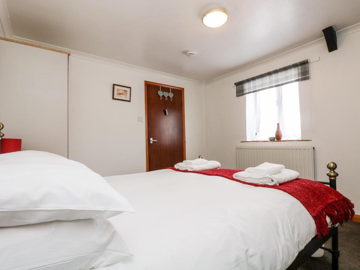 Coach House Cottage 布德 外观 照片