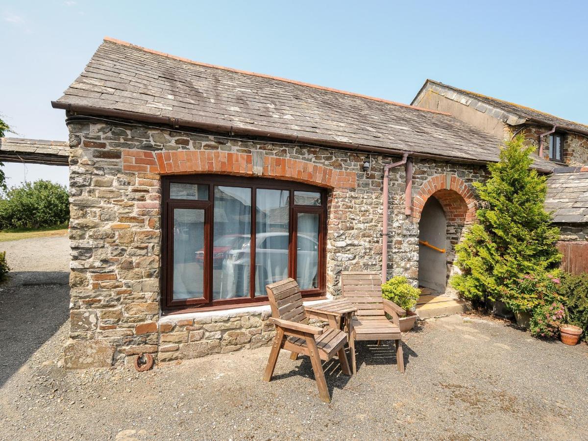 Coach House Cottage 布德 外观 照片